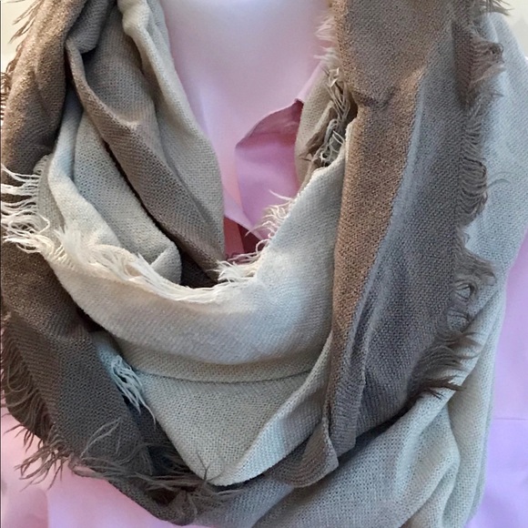 Woolrich Accessories - New Woolrich Infinity Scarf